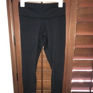 Full length lululemon wunder unders